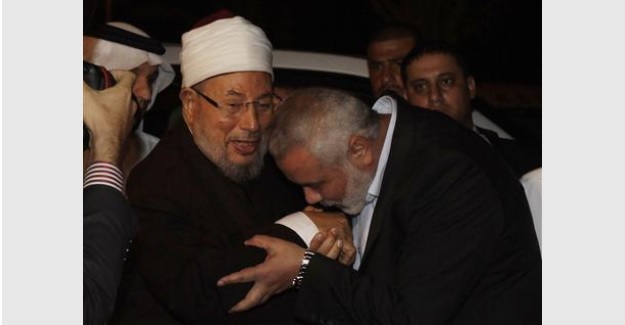 Qaradawi Haniyeh kiss WP